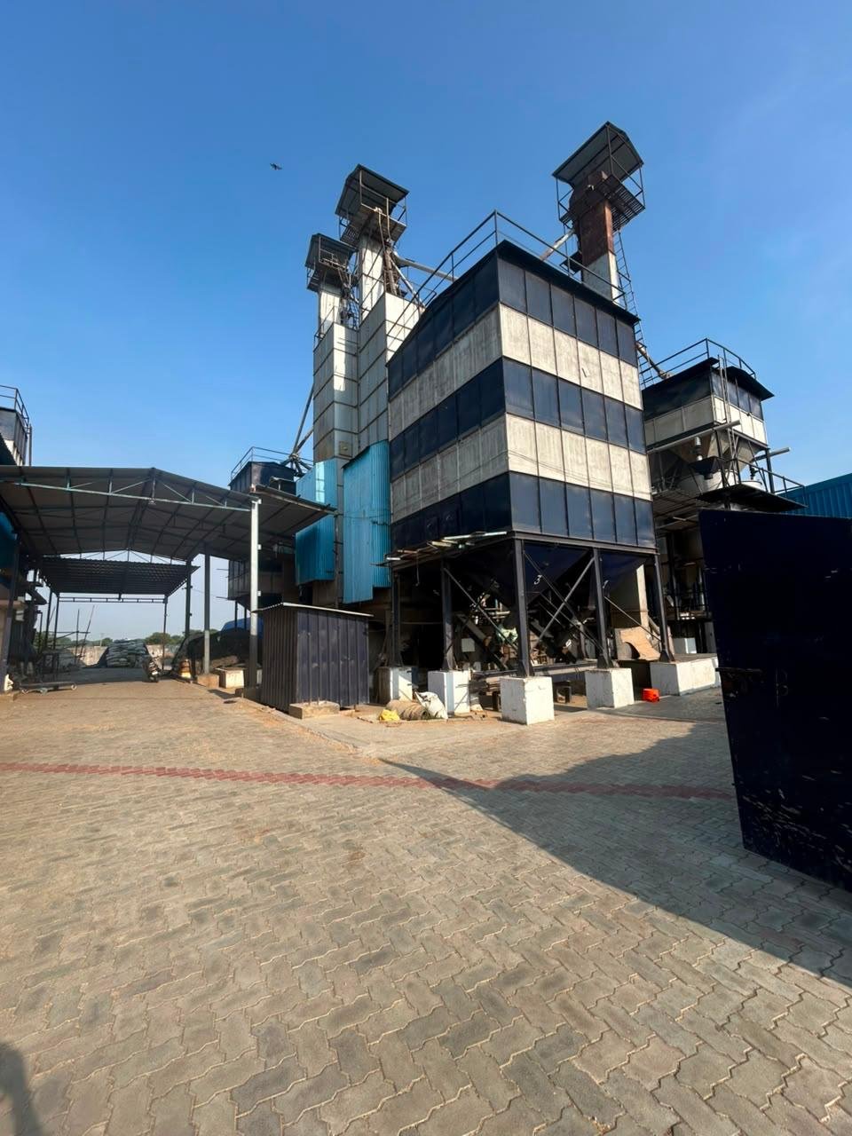 UNLOADING SECTION